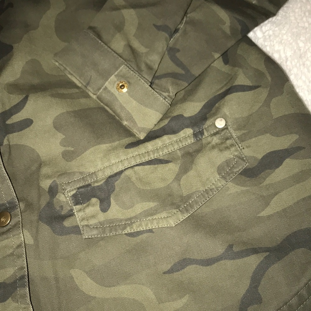 Gilded intent camo jacket. - Picture 4 of 8